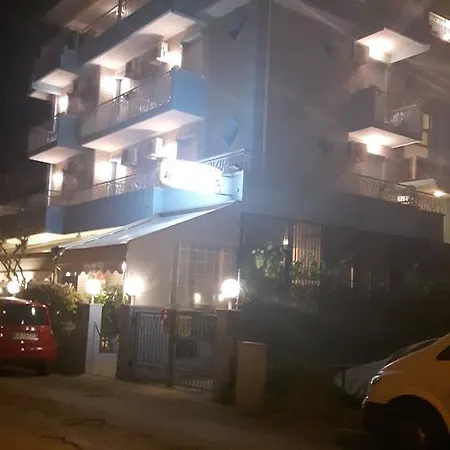 Ξενοδοχείο Podgora 3*