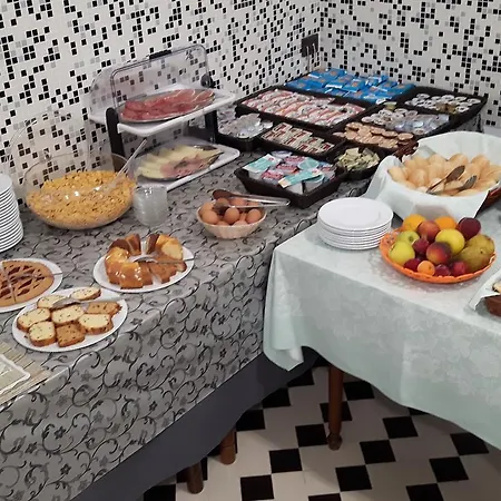 Ξενοδοχείο Podgora 3*